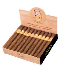 Alternative view of ES UNA NENA CAJA CON 20 PUROS