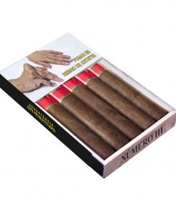 Alternative view of SANTA CLARA 1830 # IV CAJA CON 5 PUROS