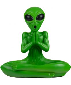 Alternative view of CENICERO COLOR VERDE EN FORMA DE ALIEN MEDITANDO