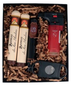 SET 2 AROMAS SAN ANDRÉS ROBUSTO TUBO ALUM, CAPA FLOR ROBUSTO TUBO ALUM. SOPLETE Y CORTAPUROS NEGRO