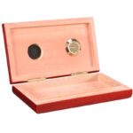 HUMIDOR TRAVEL PARA 5 PUROS EN COLOR CAOBA