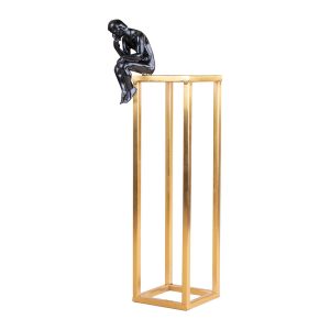 FIGURA DECORATIVA PENSANTE SOBRE UN PRISMA CUADRANGULAR GRANDE